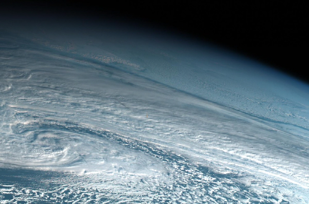 조용히 추락하던 운석의 놀라운 위력