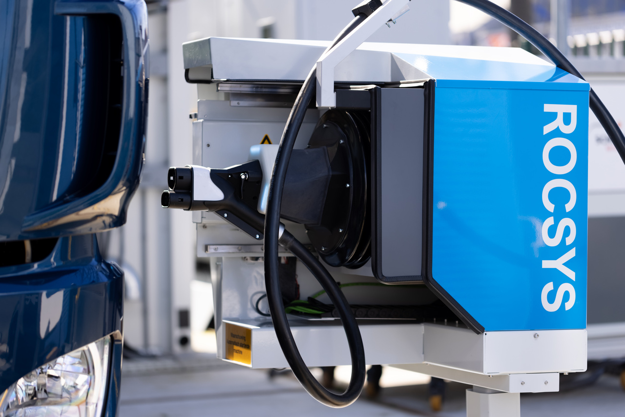 전기차 충전이 자동으로…