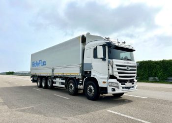 [AI서머리] 마케팅 실무자용 실행형 가이드 ‘AI 지형도 3.0’ 공개‧라이드플럭스, 대형화물트럭 자율주행 시대 개막