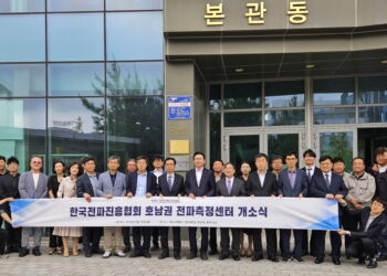 [AI서머리] 인천시, ‘아이(i) 디자인 세미나: K-콘텐츠’ 개최‧경기도, ‘스타트업 아카데미’ 참여자 모집