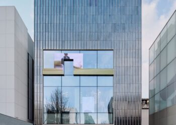 [AI서머리] 투플랫폼, 기업 맞춤형 AI 프레임워크 ‘수트라 D3’ 공개‧월급쟁이부자들 클래스 교육콘텐츠 11만 건 돌파