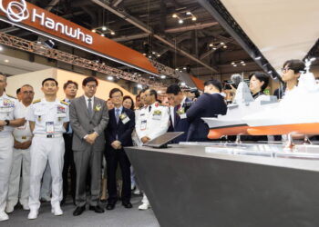 [AI서머리] K-뷰티 국제박람회 개막‧제조AI센터 3개 지역 선정