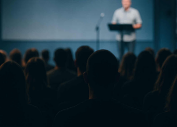 106명에게 물었다-스타트업 행사 만족도-인지도 1위는?