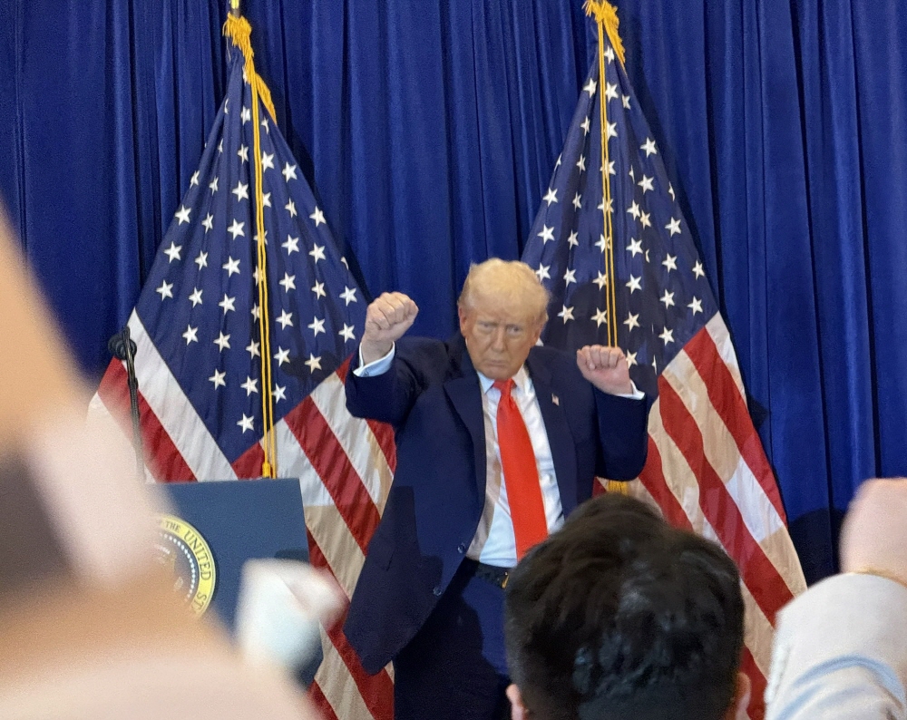 트럼프와의 저녁 식사…1.4억 달러 밈코인 거래