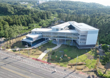 [AI서머리] 제주지식산업센터 준공…전략산업 거점 마련‧광주시, 창업허브 ‘스테이지’ 개관