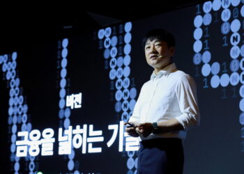 [AI서머리] 네이버페이, AI와 웹3 기술로 디지털 금융 허브 도약‧반려견 호텔에 ‘펫버틀러’ 로봇 도입