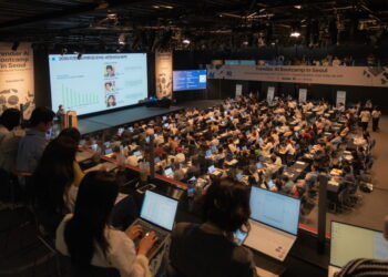 [AI서머리] 네이버 전자문서, PC·모바일 웹 열람 지원 확대‧브런치스토리, 유료 콘텐츠 구독 서비스