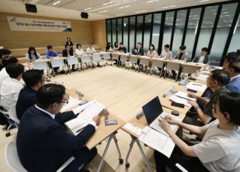 [AI서머리] 강원도, 데이터 창업기업 24곳 선정‧부산, IPO 유망기업 2곳 최종 선정