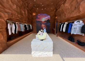 [AI서머리] 위버스브레인, AI튜터 ‘맥스AI 2.0’ 공개‧키크, 성수에 첫 플래그십 스토어 오픈