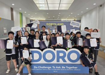 [AI서머리] 소비자 뱅킹 앱 5% 성장… 韓 디지털 금융 선두‧인텍메디, 中 진출 발판 마련