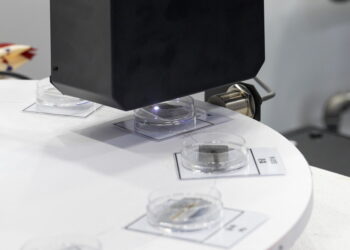 [AI서머리] 라이브데이터, 여행 AI 에이전트 출시‧SDT, 국산 초정밀 연구장비 공개