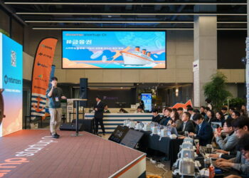 [AI서머리] 디캠프, 스타트업OI \#금융권 성료‧방산 스타트업 챌린지 출범