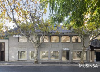 [AI서머리] 무신사, 상하이에 첫 해외 편집숍 개장‧크림 ‘빠른배송’ 거래 비중 50% 육박