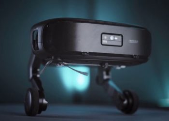 계단 오를 수 있는 로봇 청소기 나왔다