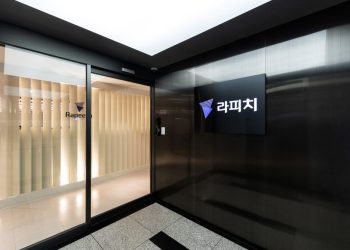 [AI서머리] 아이클루드-STNet, 日 리테일 시장 공략‧드론 비행 로그 분석 모바일 앱 ‘드로닛 허브’ 출시