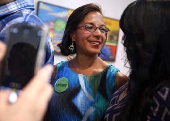 트럼프 대통령, 넷플릭스에 수전 라이스 이사 해임 요구 왜?