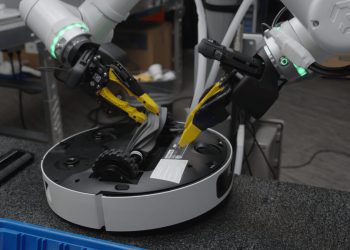 인간급 손재주 AI 모델 GEN-1, 실제 작동시키면…