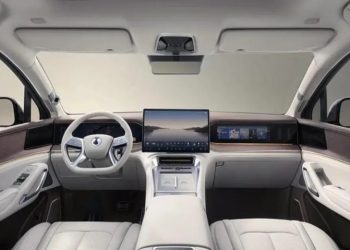 알리바바 AI 큐웬, BYD 車에 탑재된다